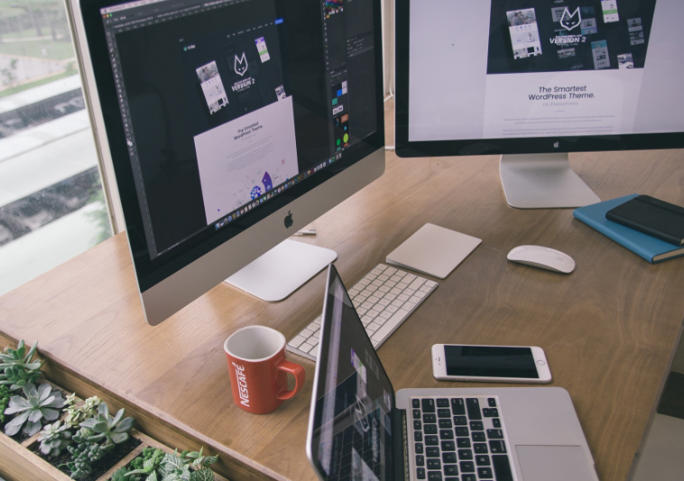 移動(dòng)端網(wǎng)站建設(shè)需要考慮哪些方面(圖1) 手機(jī)網(wǎng)站建設(shè)